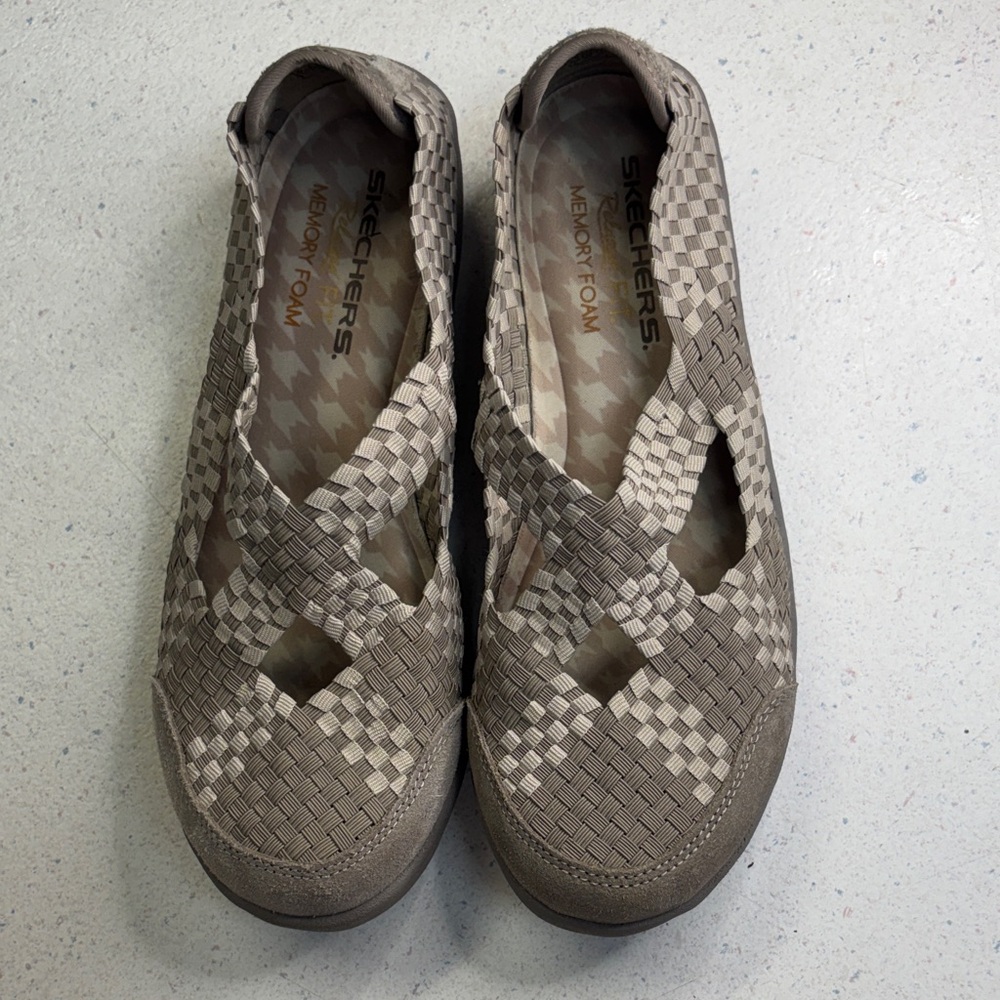 Skechers Women's Woven Tan Flats